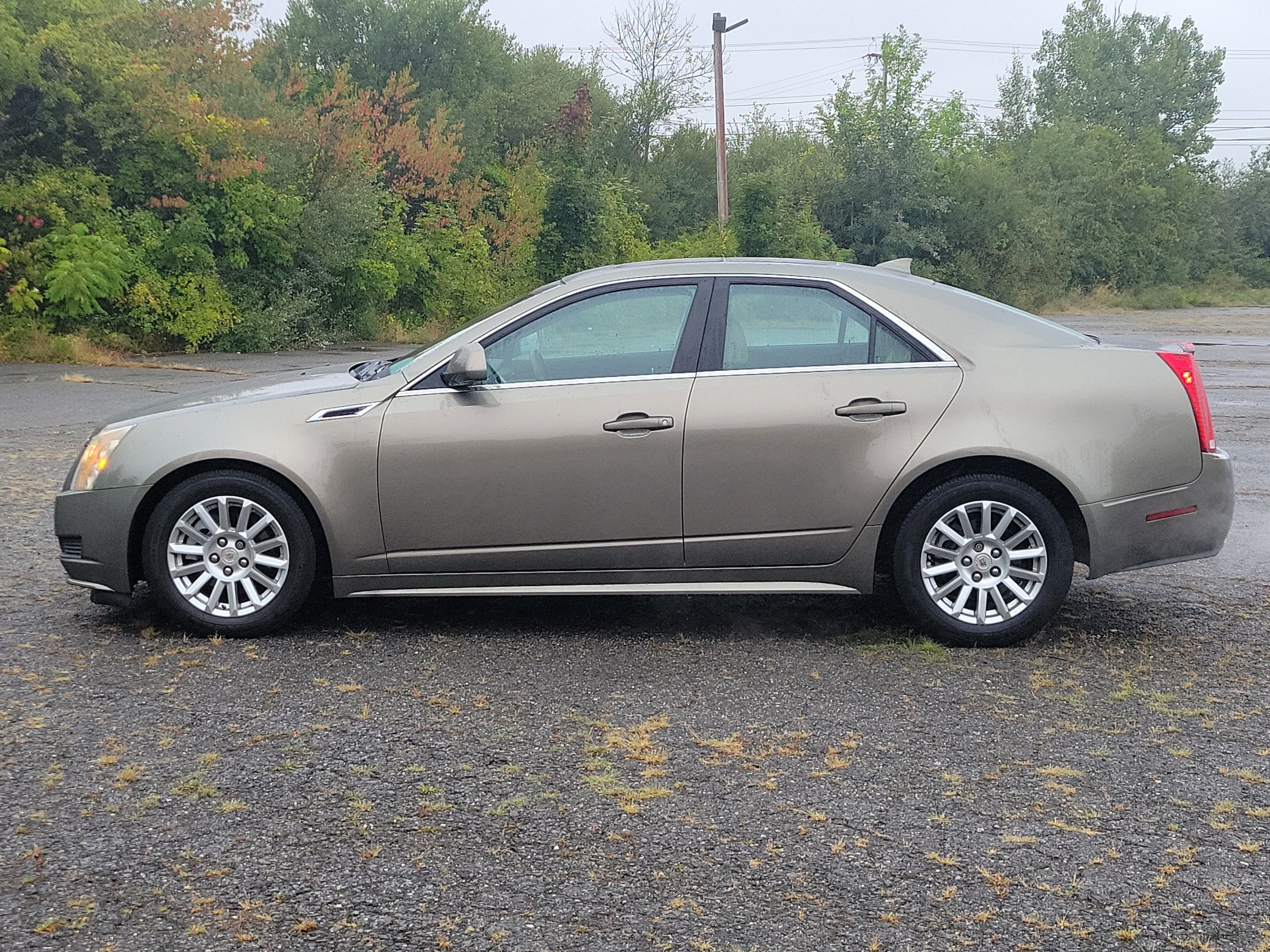 Used 2011 Cadillac CTS Luxury Collection with VIN 1G6DG5EY1B0112983 for sale in Westbrook, ME