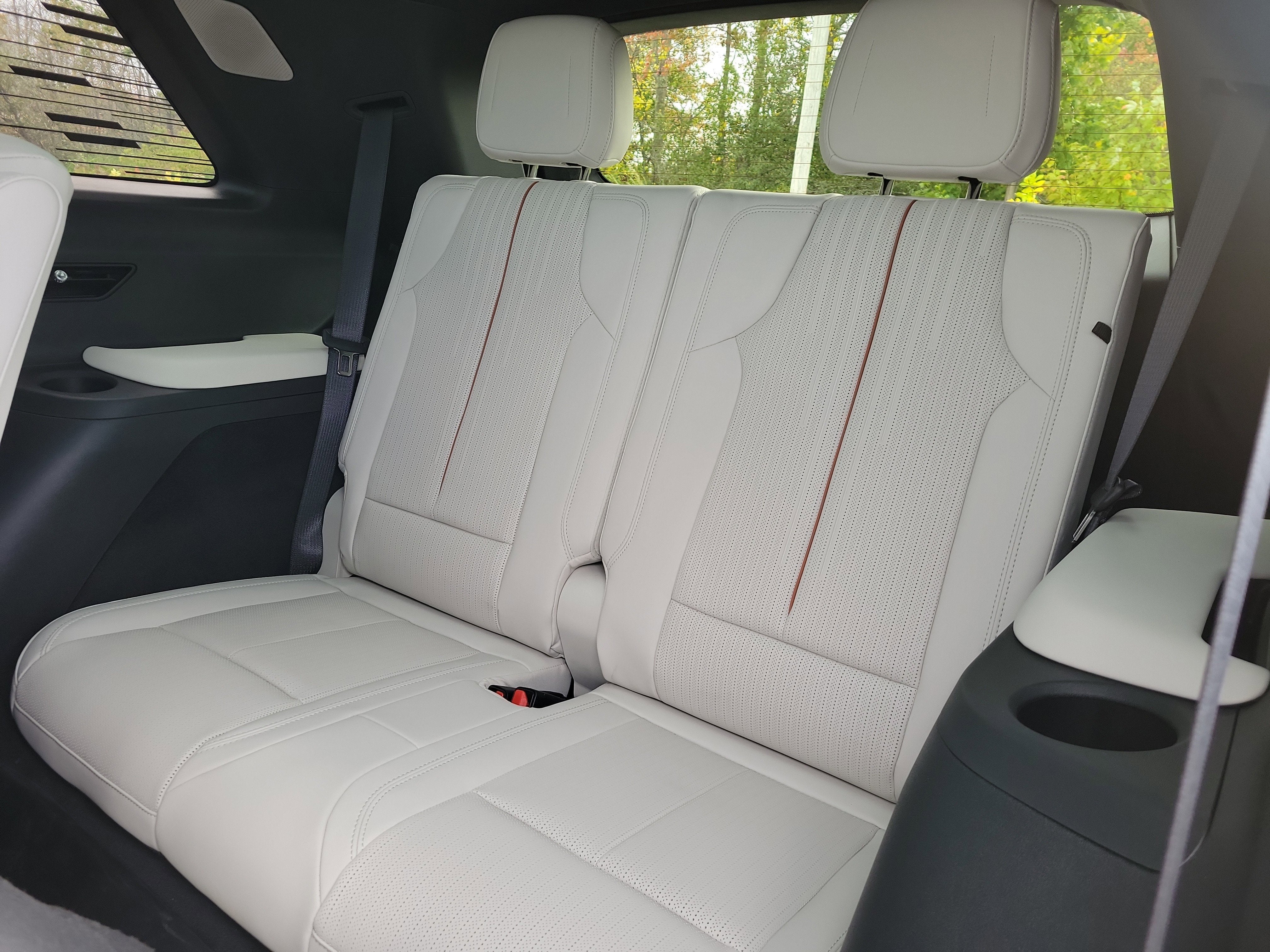 2026 Cadillac VISTIQ Luxury