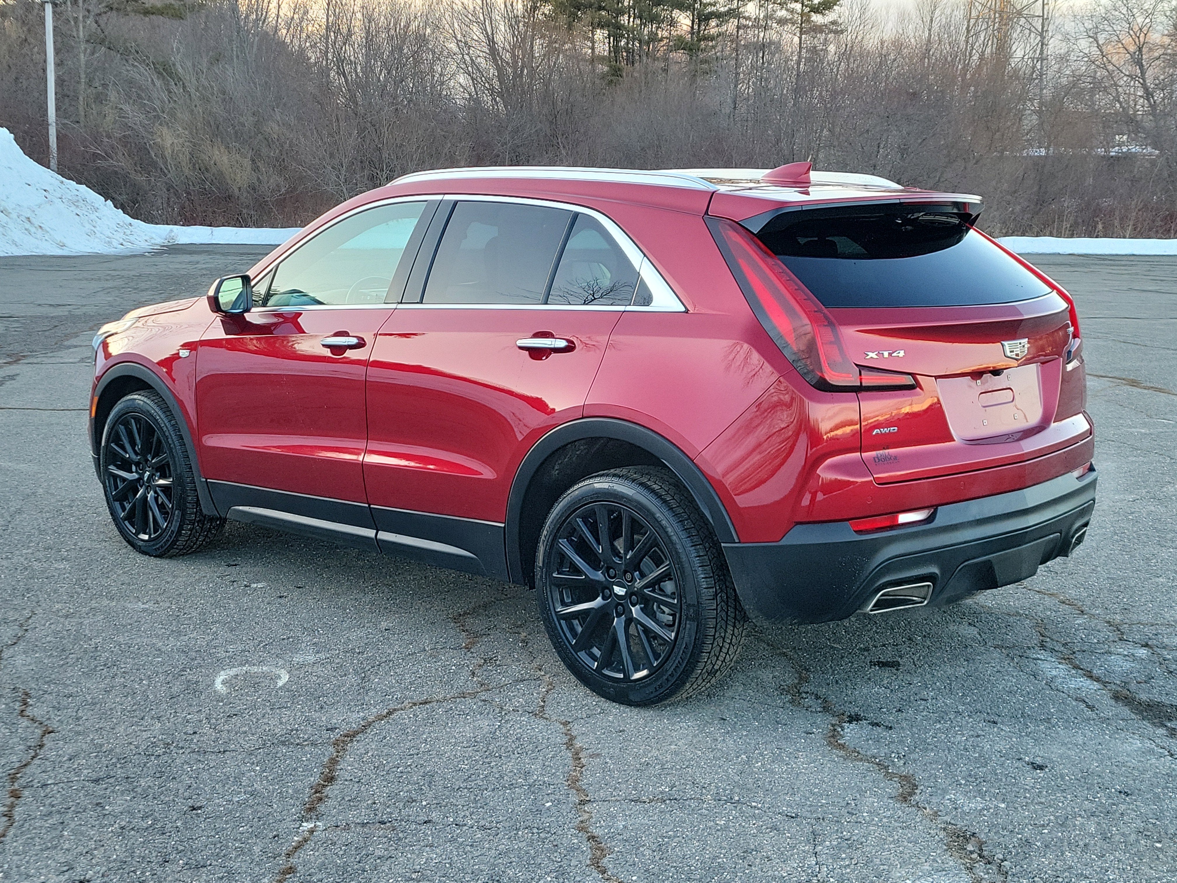 2023 Cadillac XT4 Luxury