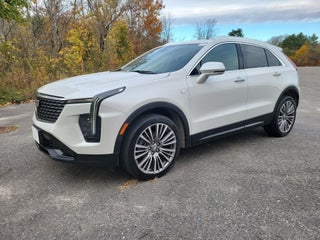 2024 Cadillac XT4 Premium Luxury
