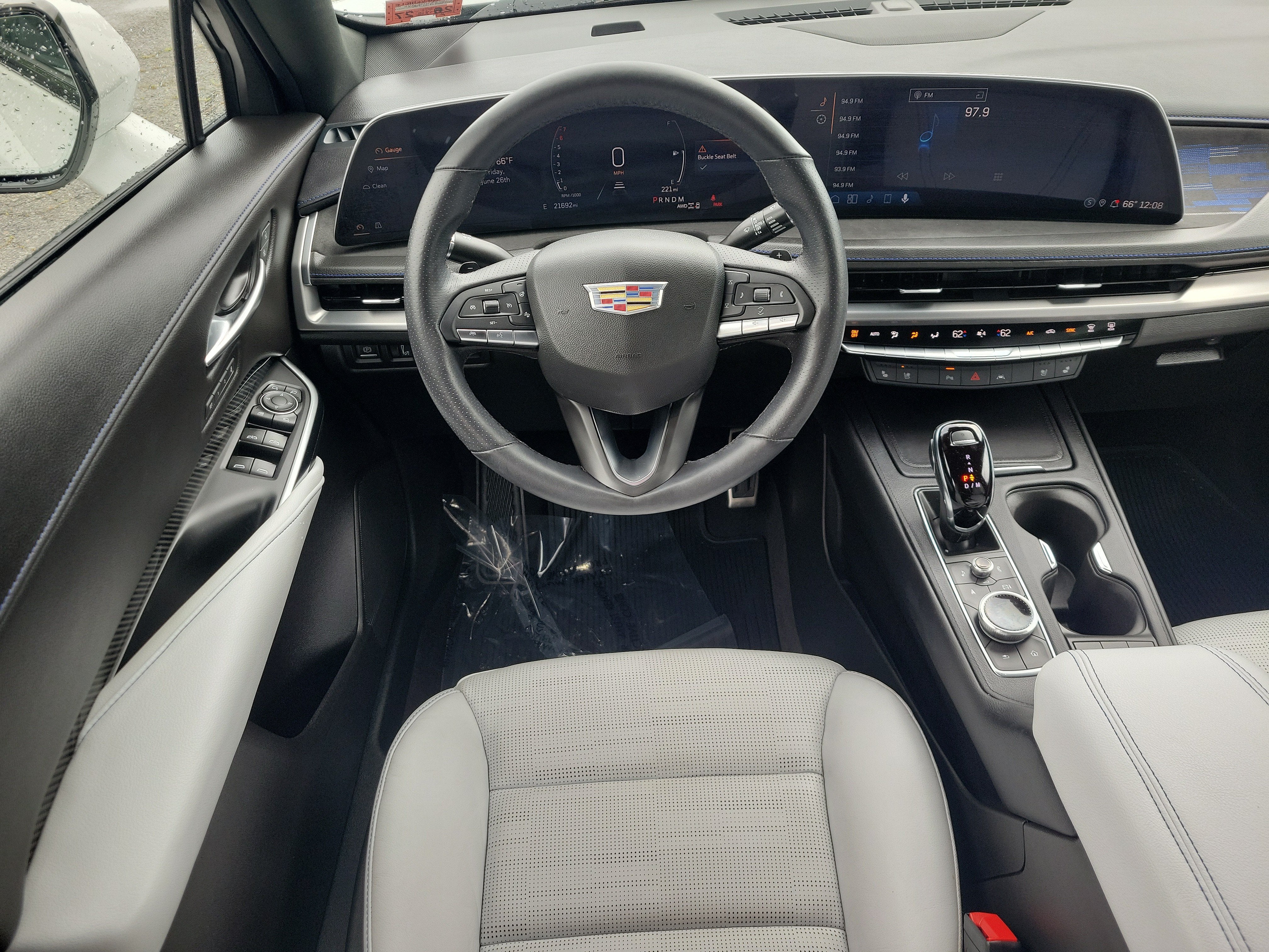 2024 Cadillac XT4 Sport