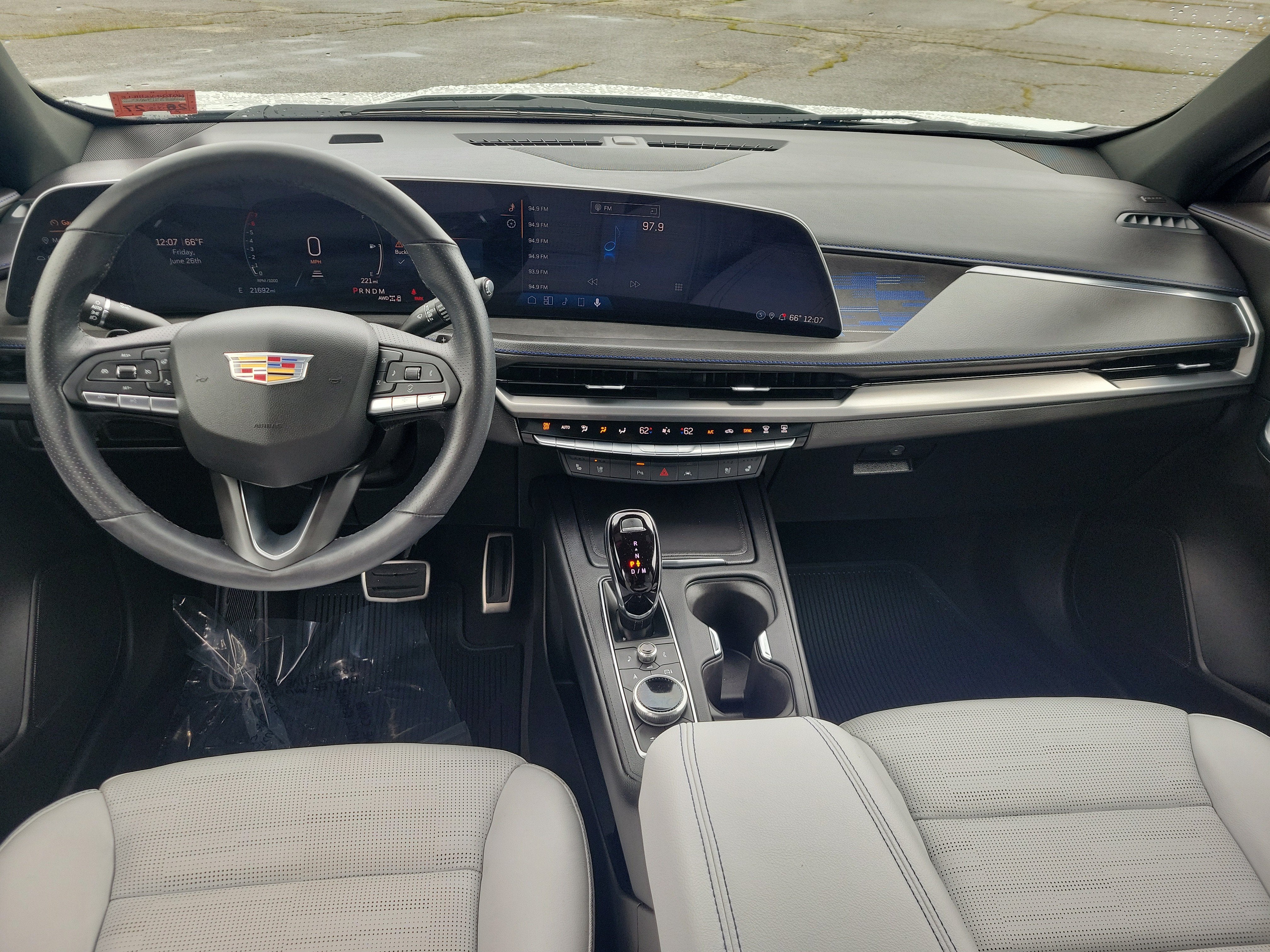 2024 Cadillac XT4 Sport