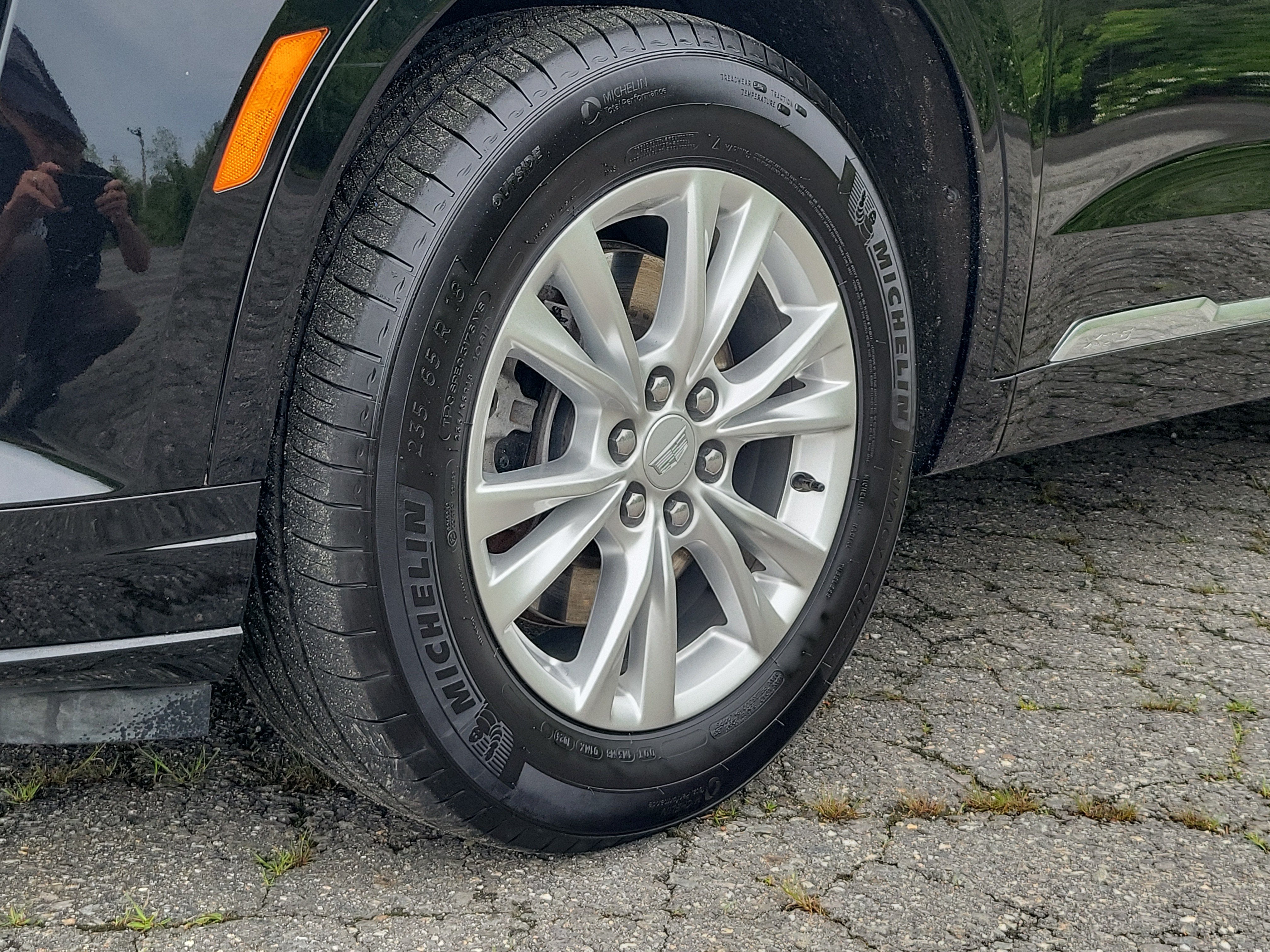 2024 Cadillac XT6 Luxury
