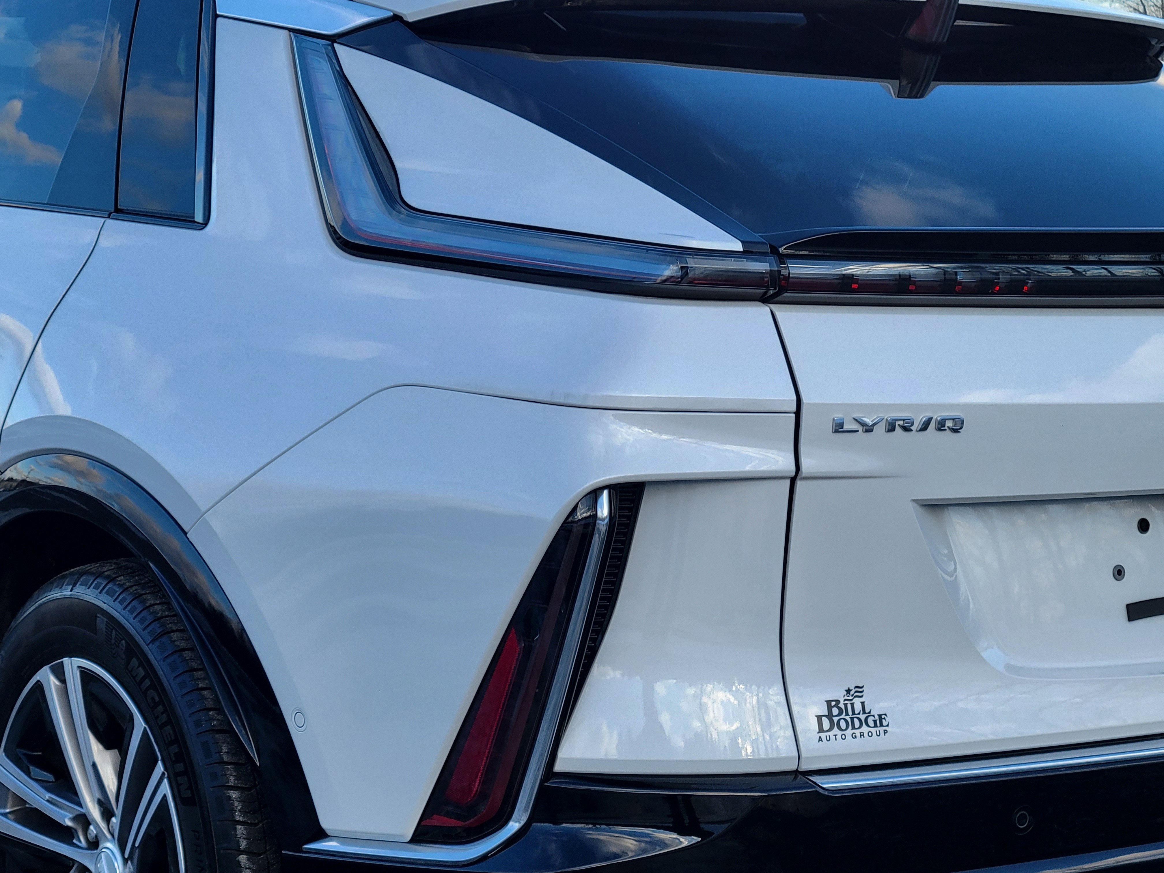 2025 Cadillac LYRIQ Luxury 1