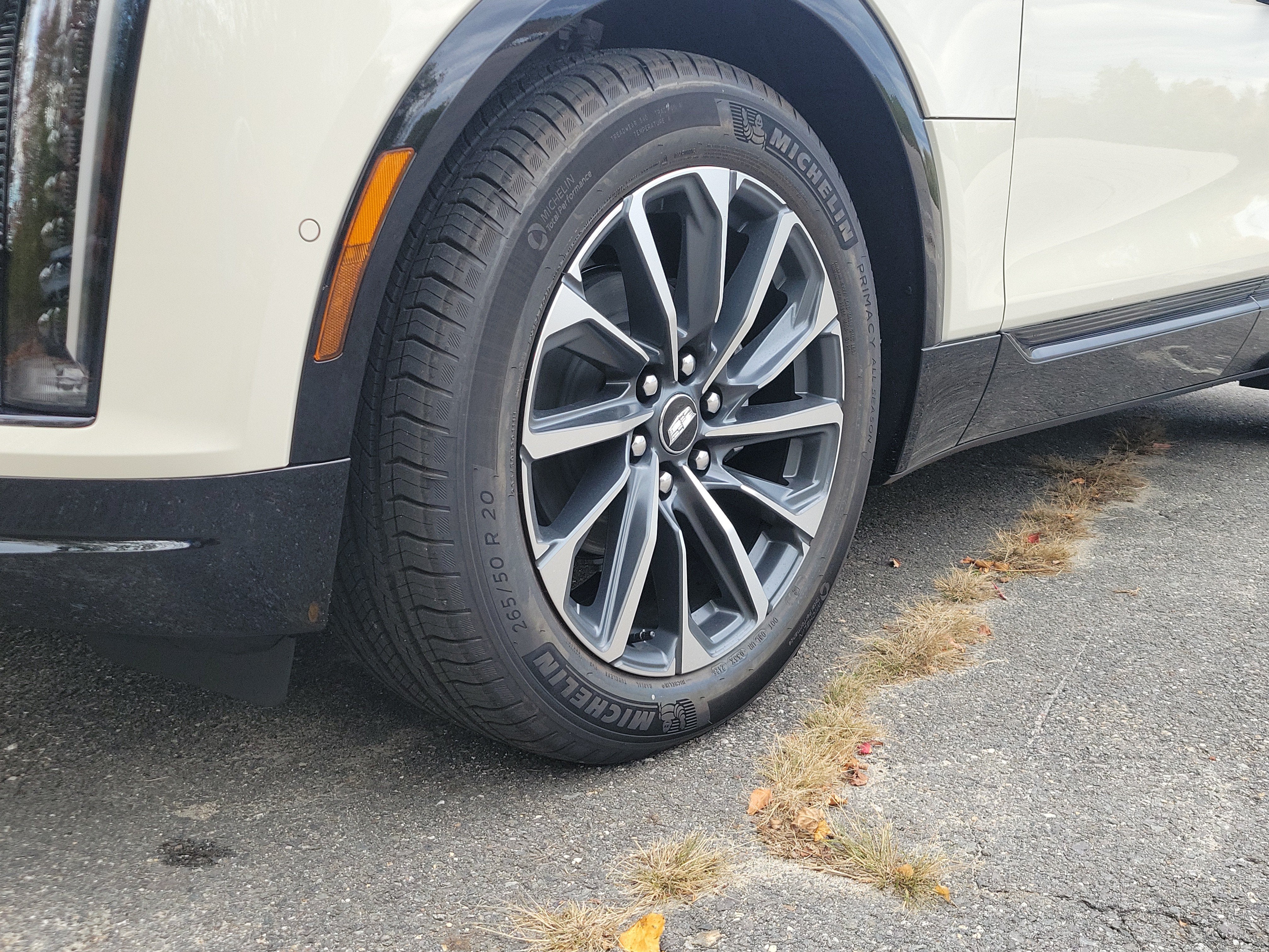 2027 Cadillac LYRIQ Premium Sport