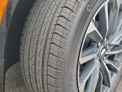 2027 Cadillac LYRIQ Premium Sport