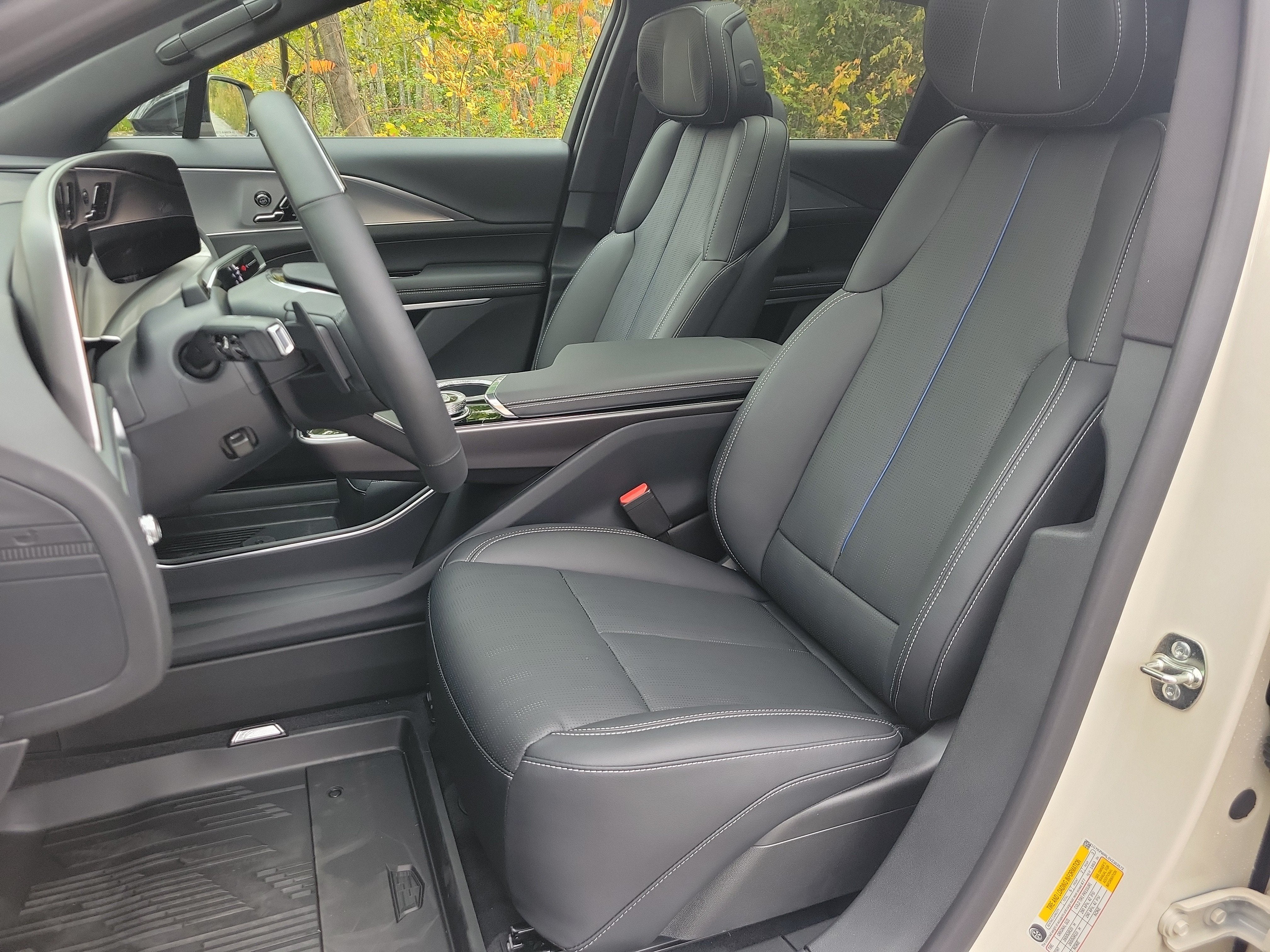 2027 Cadillac LYRIQ Premium Sport