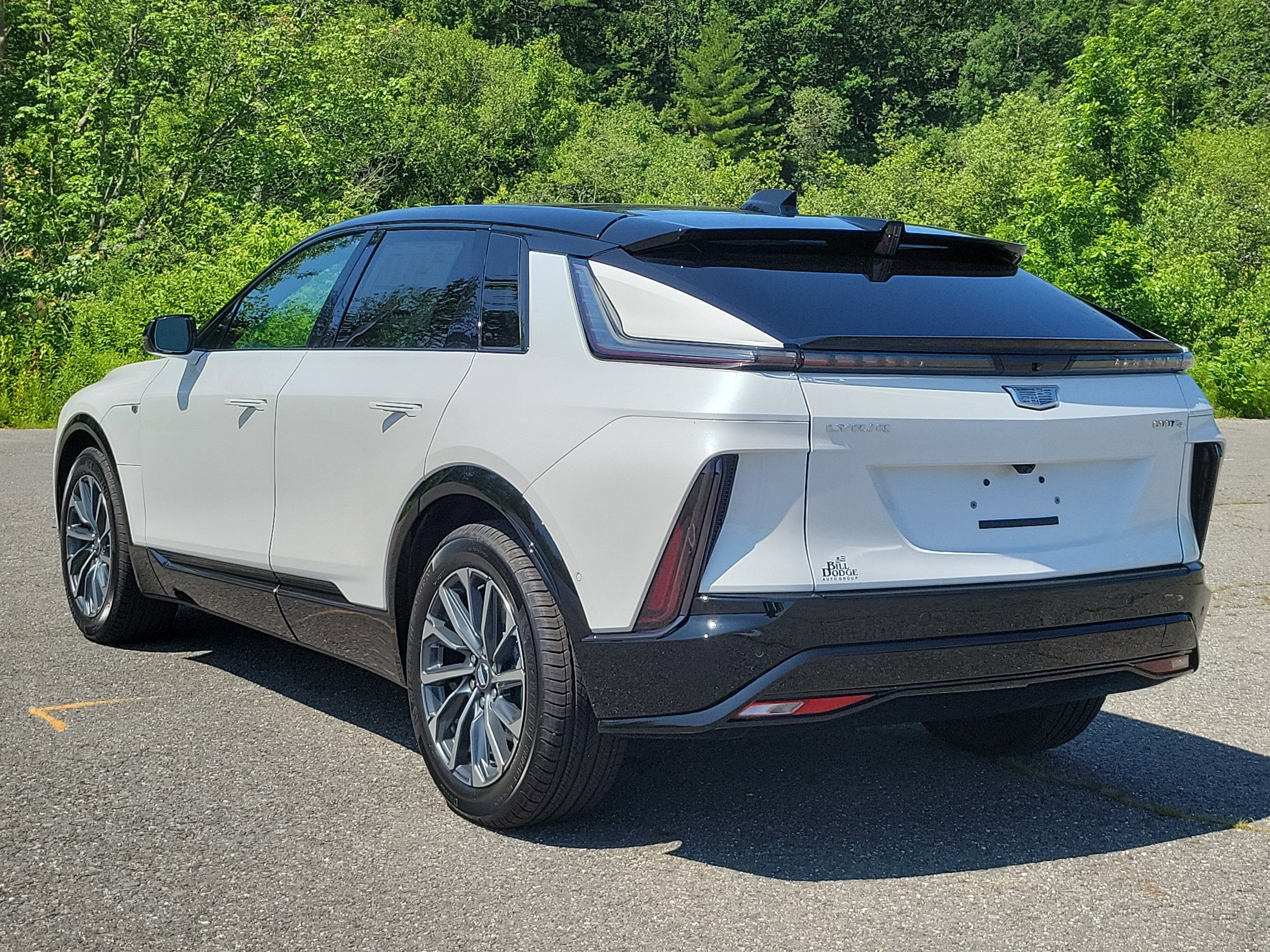 2025 Cadillac LYRIQ Sport 2