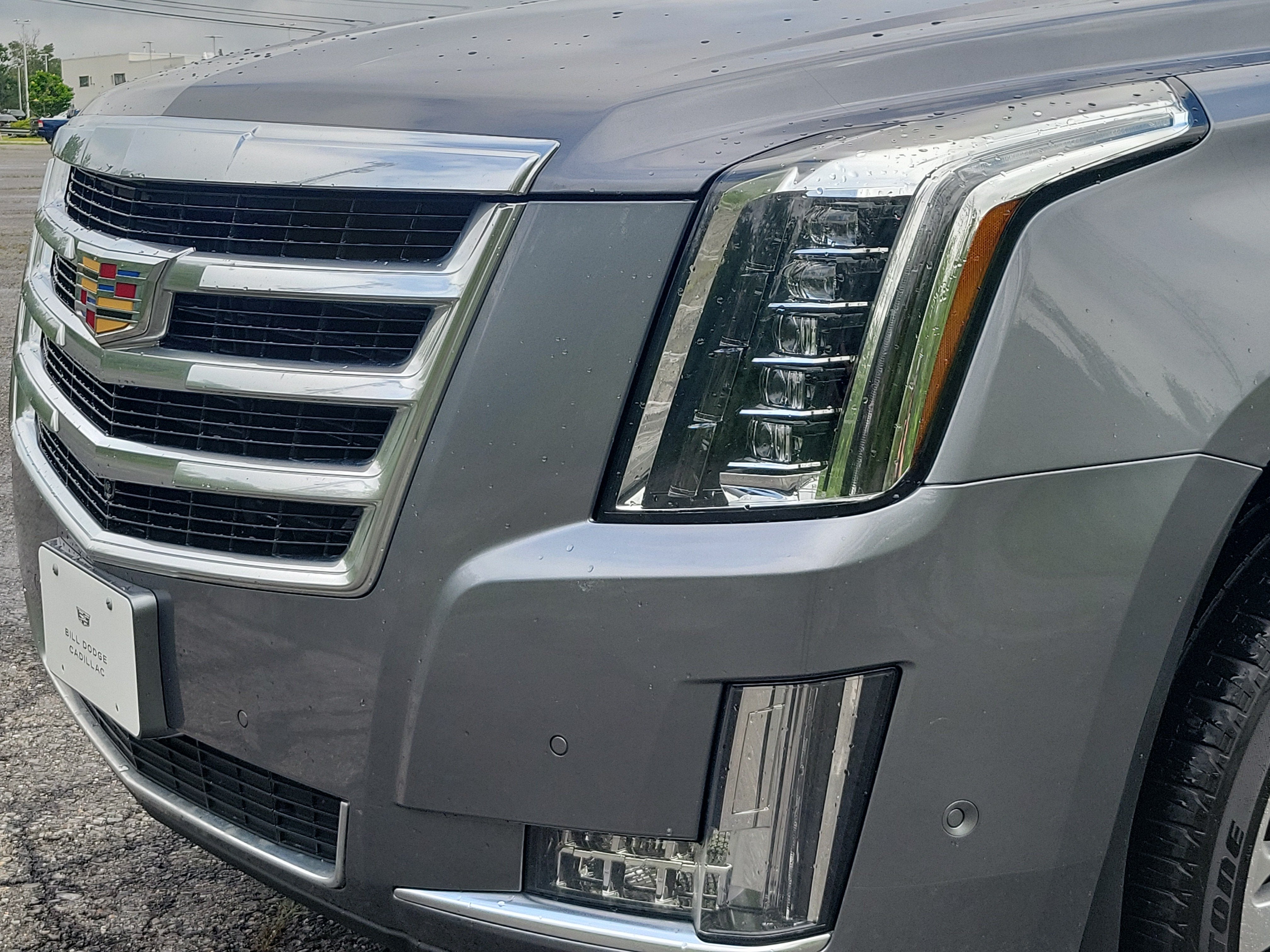 2018 Cadillac Escalade Luxury