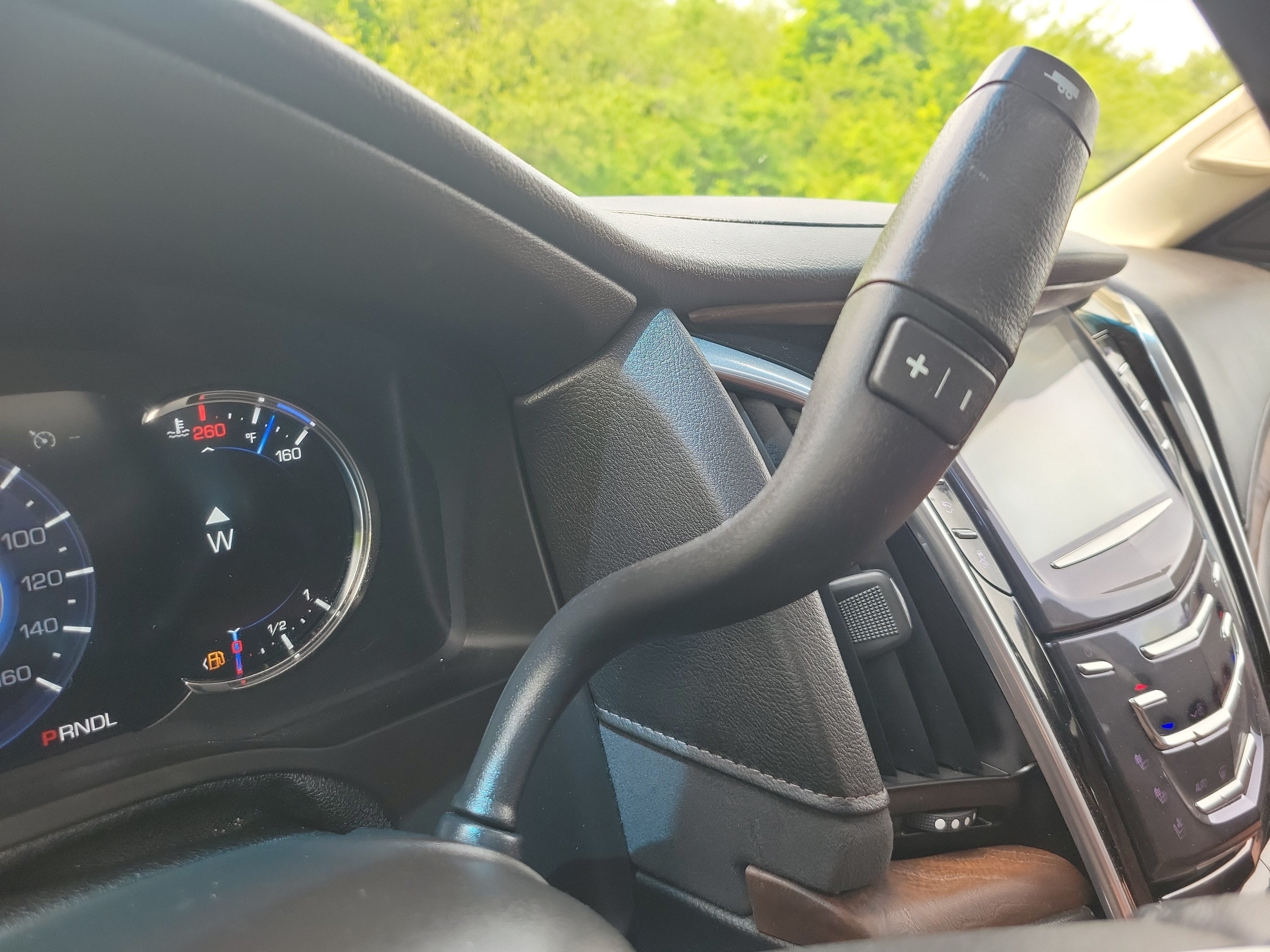 2018 Cadillac Escalade Luxury