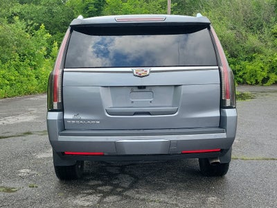 2018 Cadillac Escalade Luxury