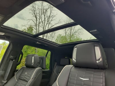 2026 Cadillac Escalade Platinum Sport