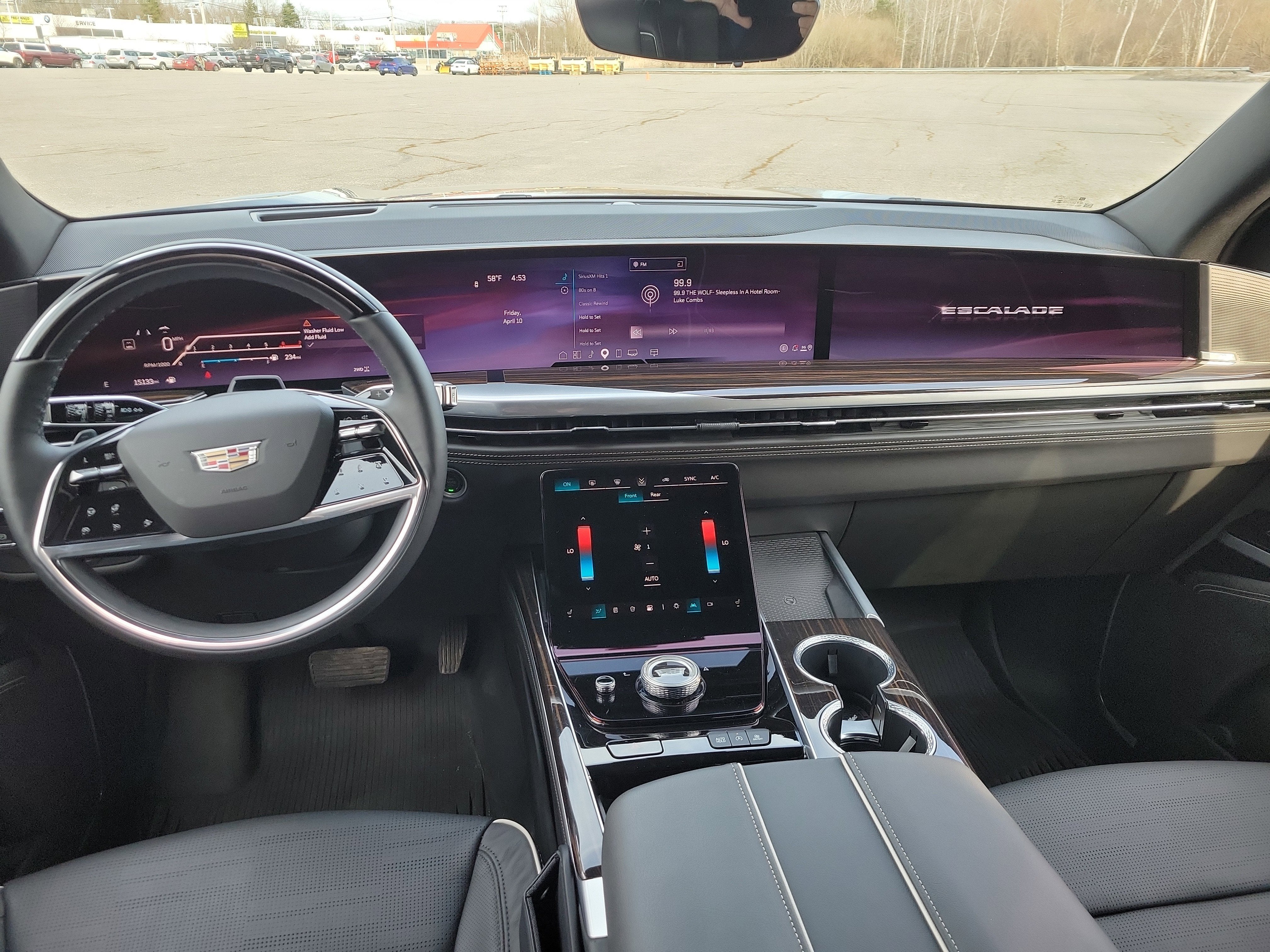 2025 Cadillac Escalade ESV Premium Luxury