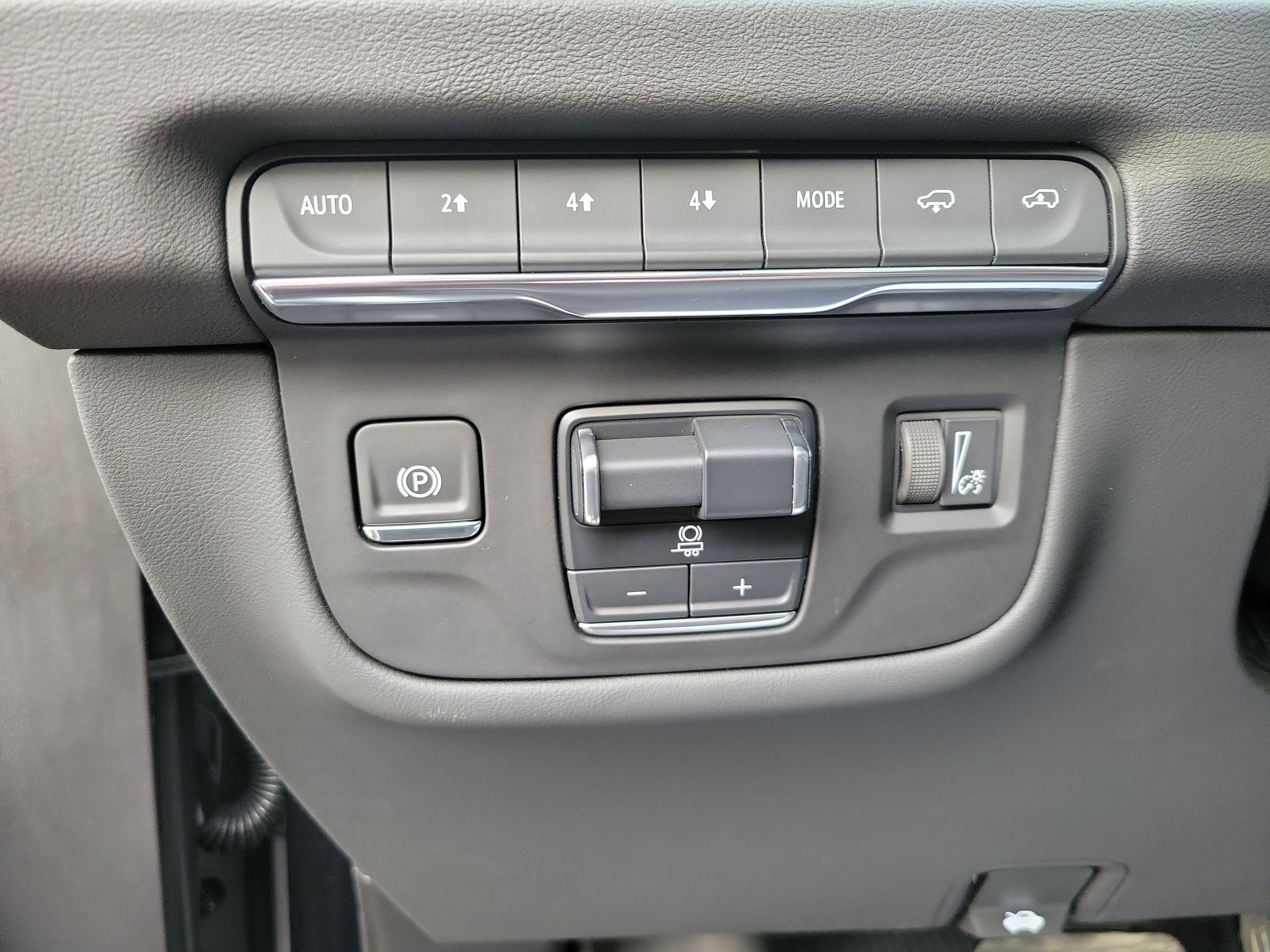 2025 Cadillac Escalade ESV Premium Luxury