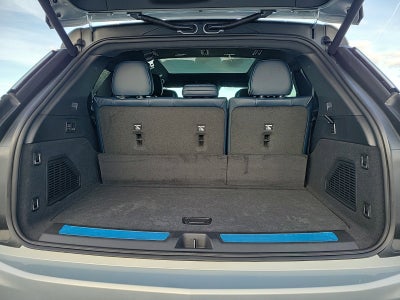 2025 Cadillac ESCALADE IQ Luxury 2