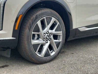 2027 Cadillac OPTIQ Premium Luxury