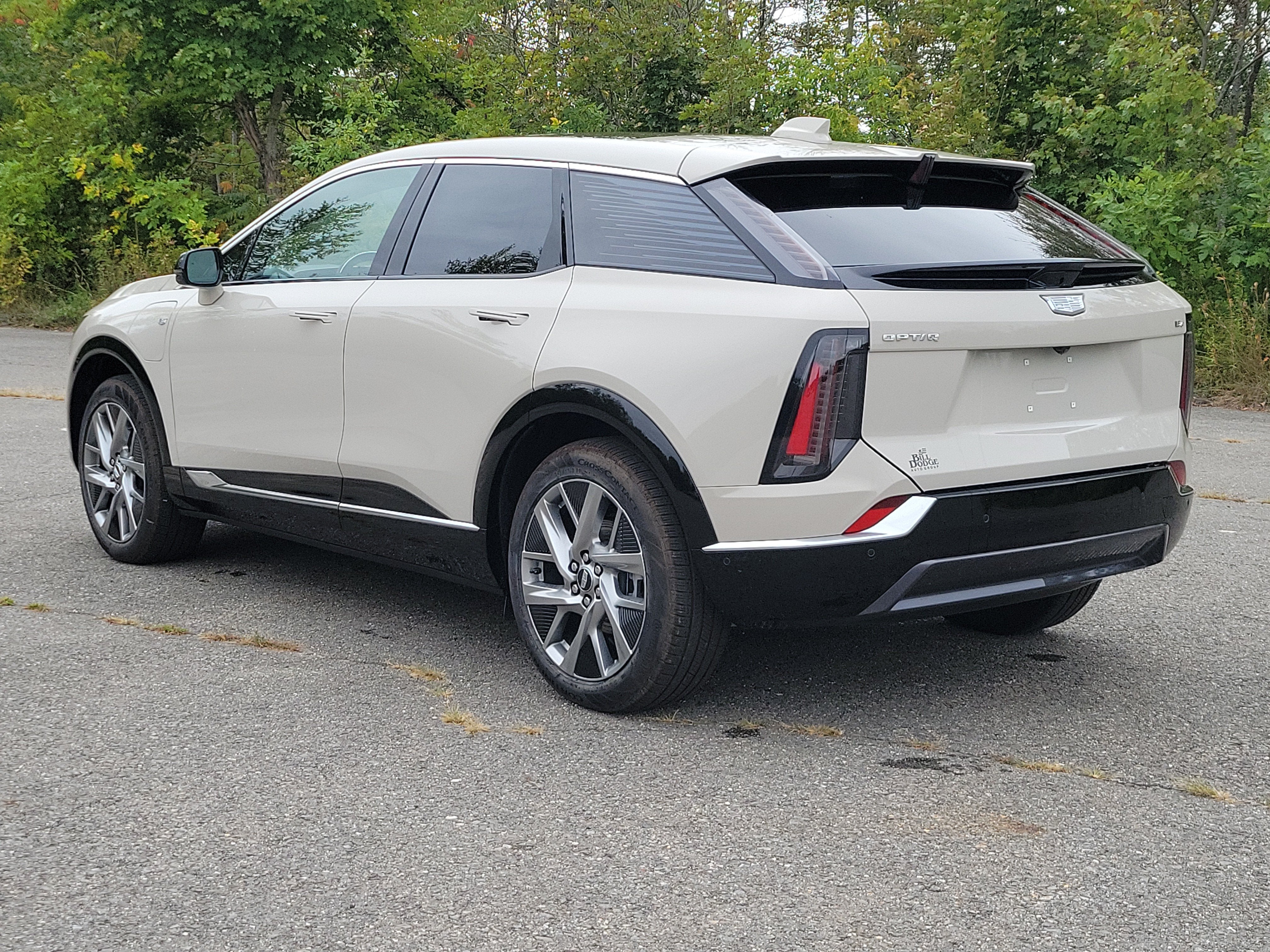 2027 Cadillac OPTIQ Premium Luxury