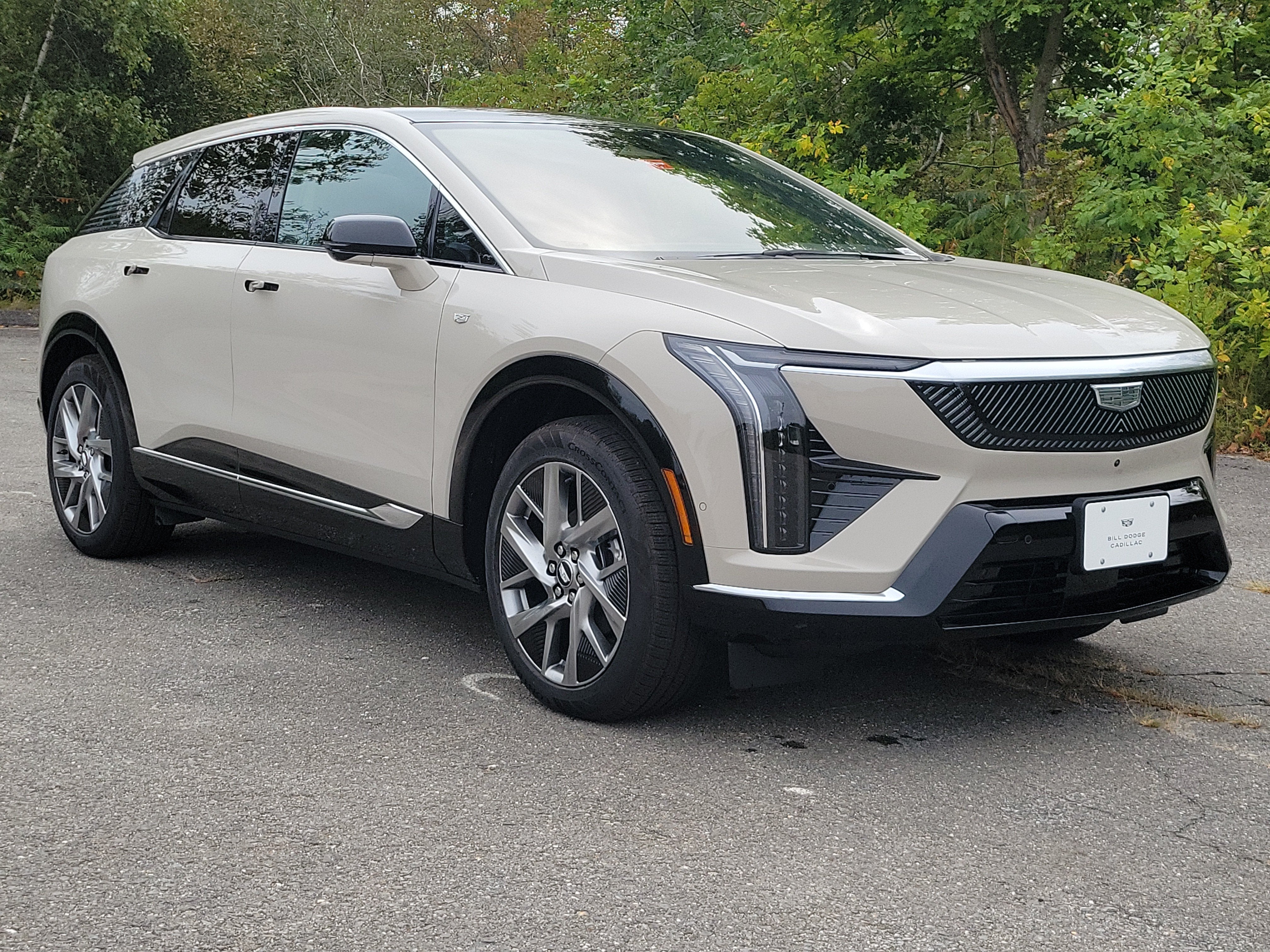 2027 Cadillac OPTIQ Premium Luxury