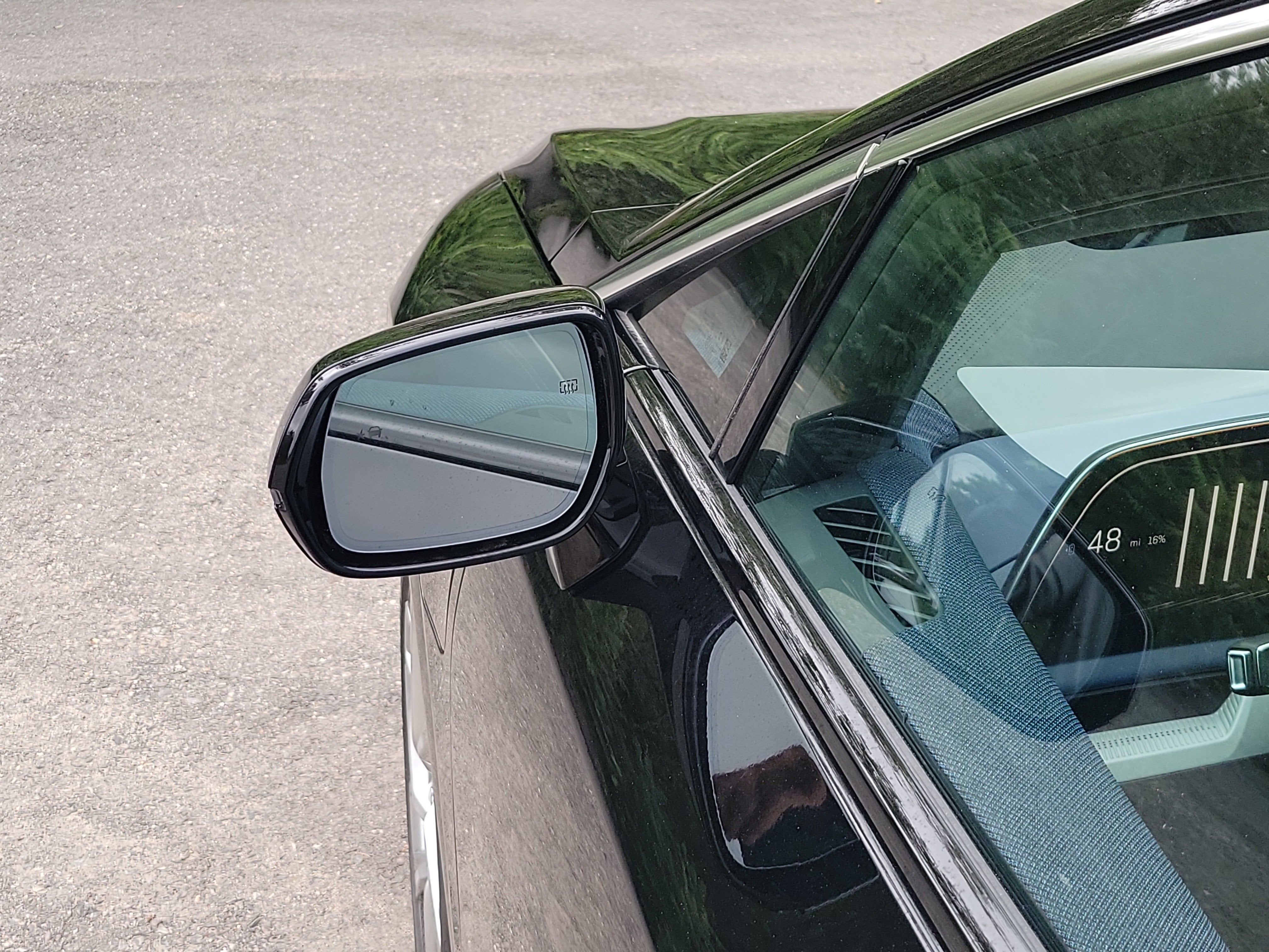 2027 Cadillac OPTIQ Premium Luxury