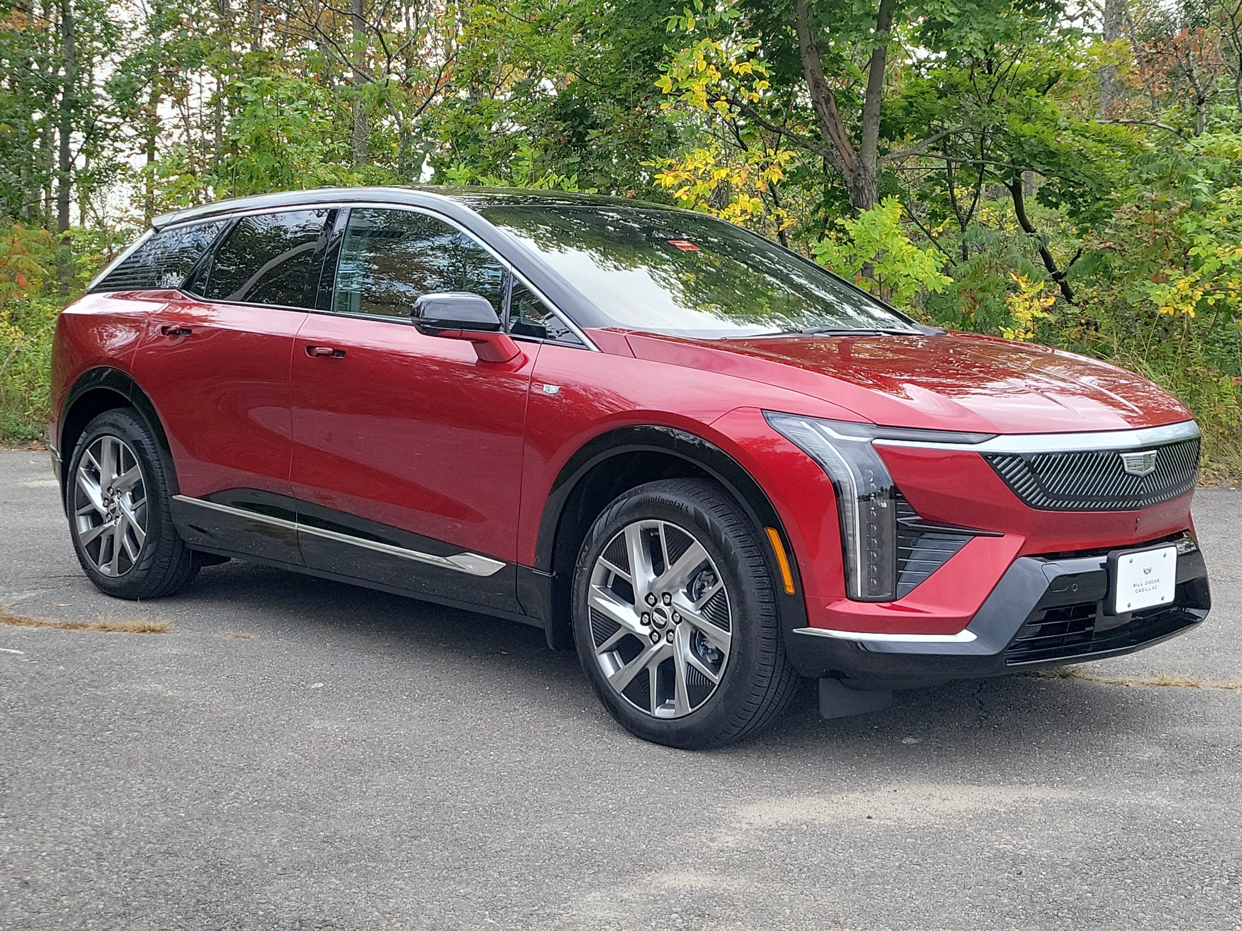 2027 Cadillac OPTIQ Premium Luxury