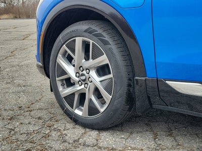 2026 Cadillac OPTIQ Premium Luxury