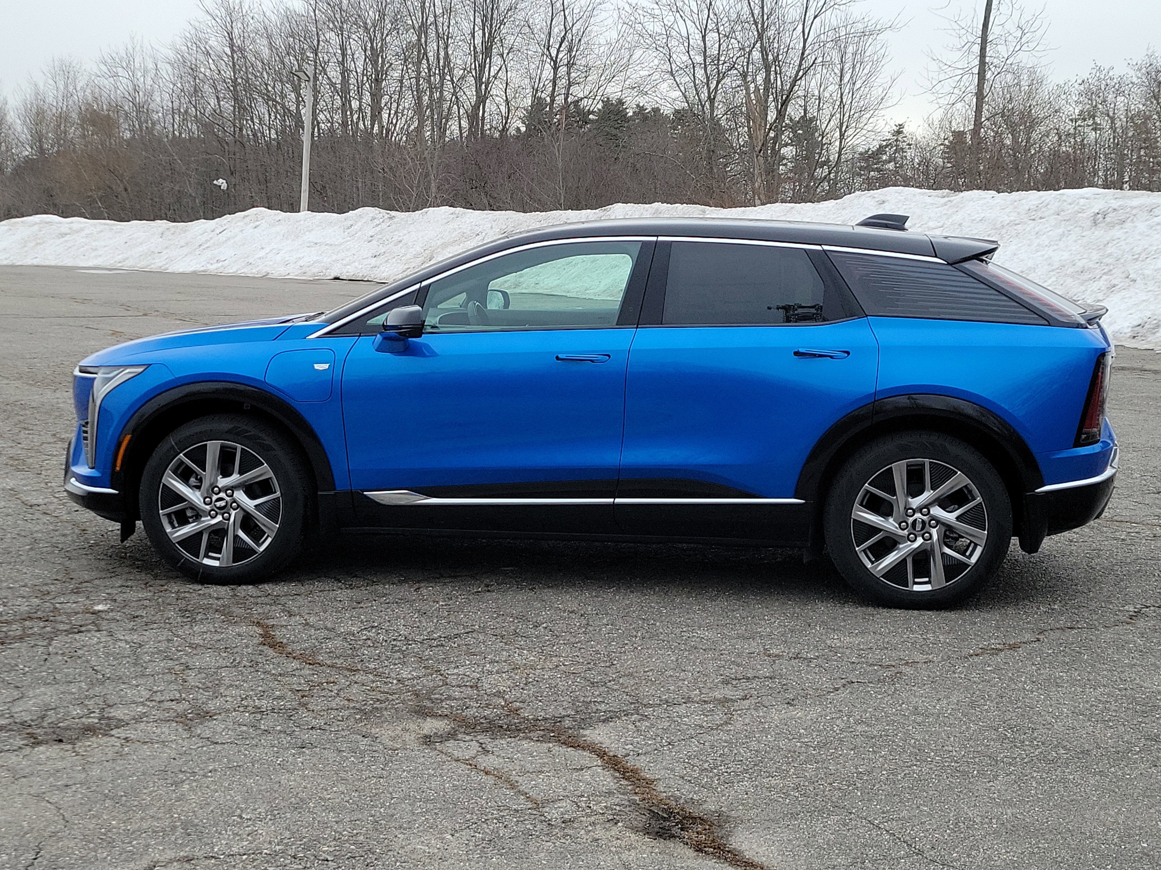 2026 Cadillac OPTIQ Premium Luxury